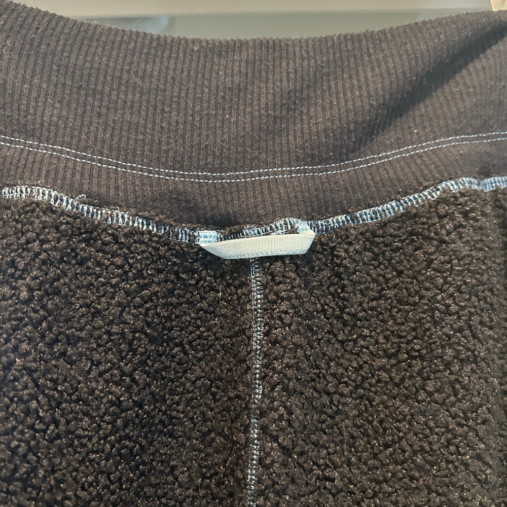 FP Movement by Free People FUZZY FACTOR SET MED TOP SMALL BOTTOMS - Picture 12 of 16